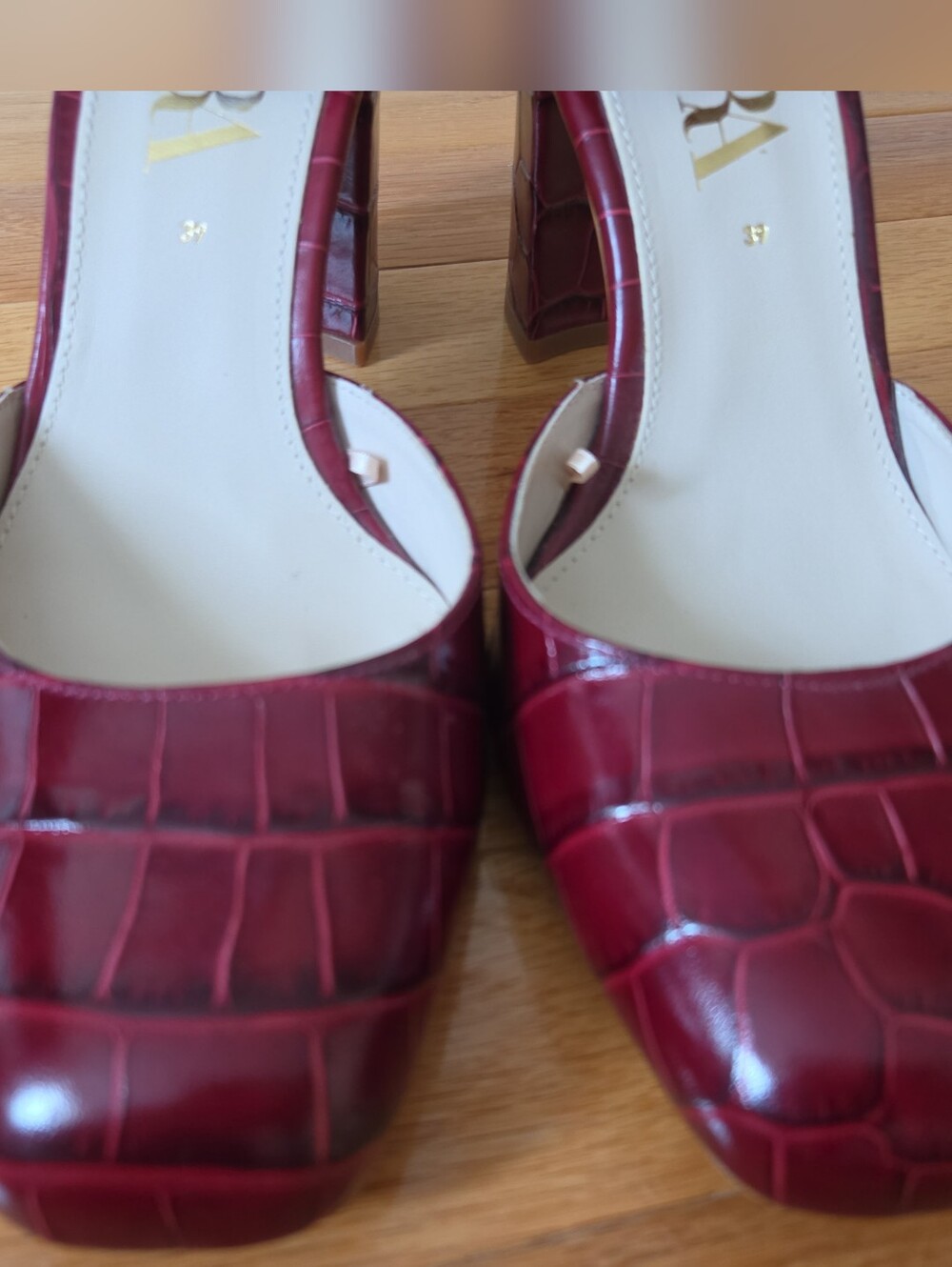 Zara  Deep  Red Croc-Embossed Block Heel Pump with Ankle Strap .new without tags - Picture 8 of 11